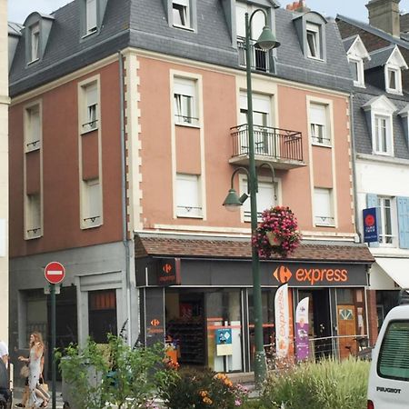 Les Quais De Trouville מראה חיצוני תמונה